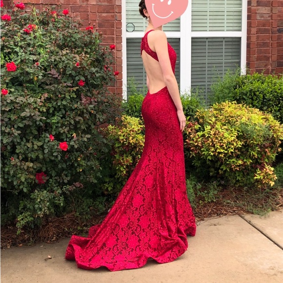 Red Laced Clarisse Prom Dress - Picture 2 of 3